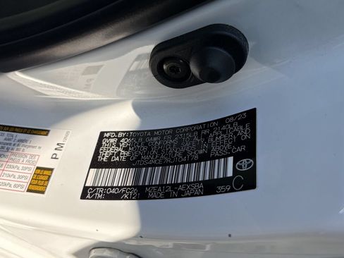 Used 2024 Toyota Corolla SE FWD image 14