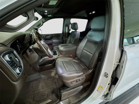Used 2022 GMC Sierra 1500 Denali w/ Denali Reserve Package AWD/4WD image 2