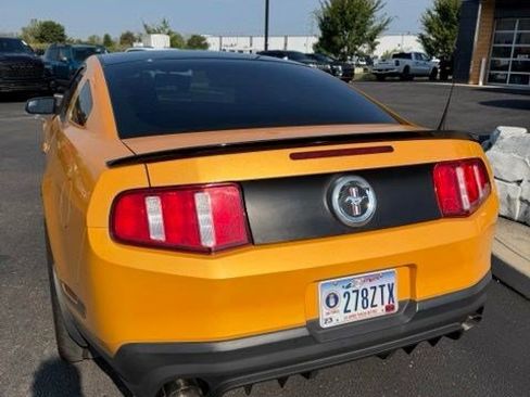 Used 2012 Ford Mustang Boss 302 w/ Boss 302 Accessory Pkg RWD image 9