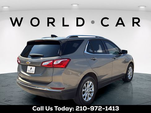 Used 2018 Chevrolet Equinox LT w/ Sun & Infotainment Package FWD image 14