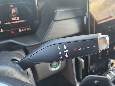Used 2026 GMC Acadia Elevation FWD image 21