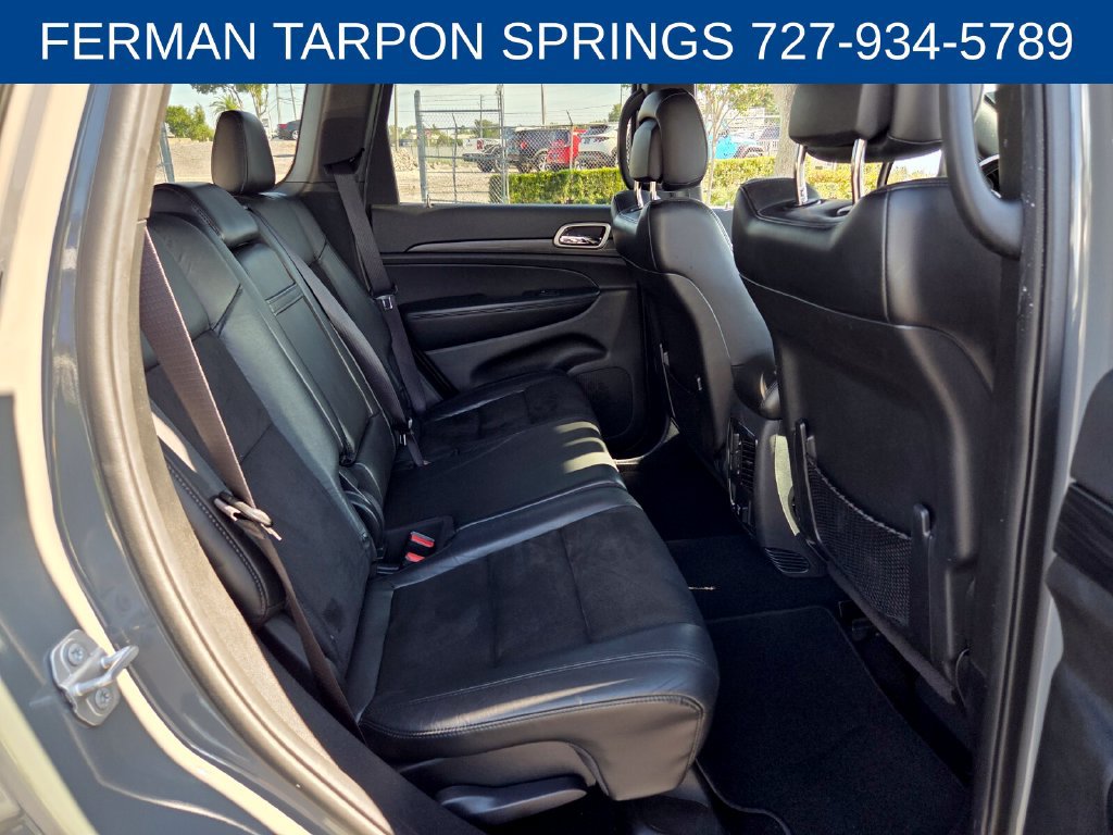 Used 2020 Jeep Grand Cherokee Altitude RWD image 16