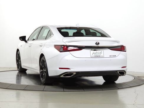 Used 2023 Lexus ES 350 F Sport w/ Accessory Package (Z2) FWD image 7