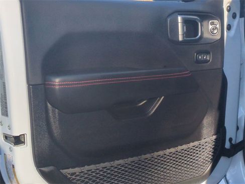 Used 2024 Jeep Wrangler Rubicon image 31