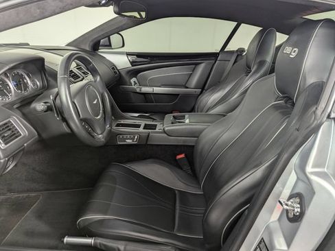 Used 2015 Aston Martin DB9 Coupe RWD image 11