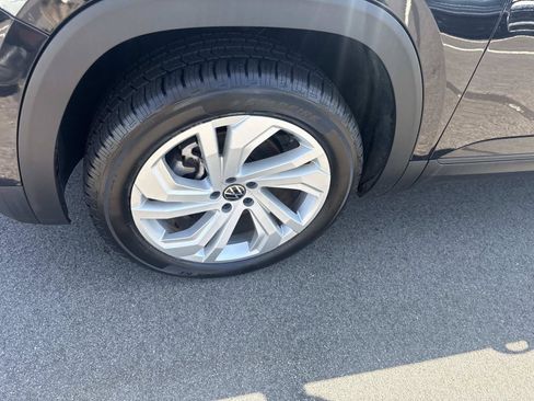 Used 2023 Volkswagen Atlas SE AWD/4WD image 13