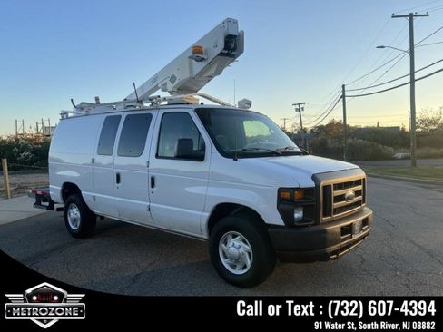 Used 2008 Ford E-350 and Econoline 350 Super Duty image 4
