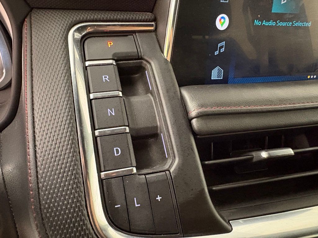 Used 2022 Chevrolet Tahoe RST w/ Luxury Package RWD image 28