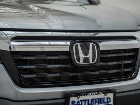 Used 2019 Honda Ridgeline RTL-E image 13