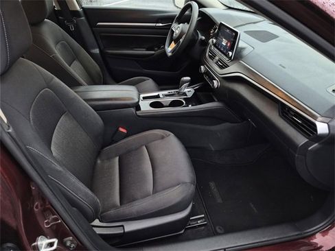 Certified 2023 Nissan Altima 2.5 SV image 10