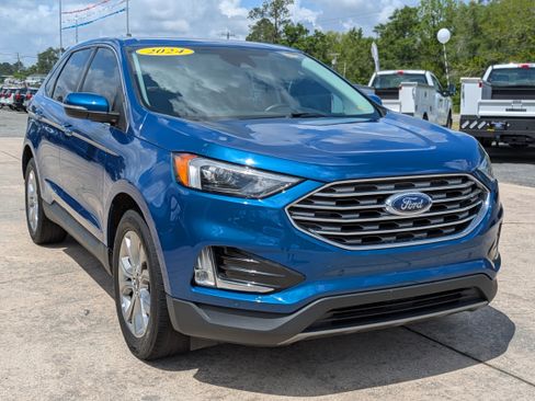 Used 2024 Ford Edge Titanium AWD/4WD image 4