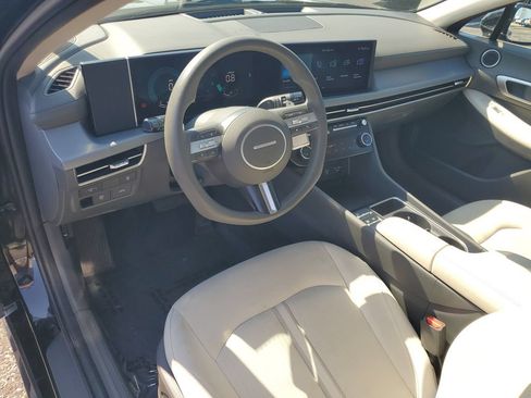 Used 2025 Hyundai Sonata SEL FWD image 6