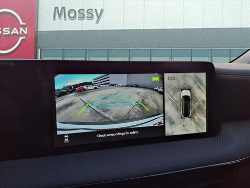 New 2026 Nissan Kicks SR image 12