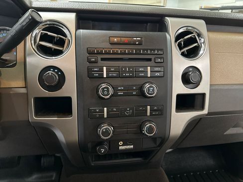 Used 2010 Ford F150 XLT AWD/4WD image 17