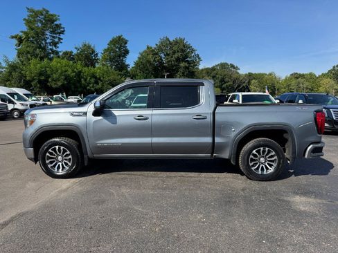 Used 2019 GMC Sierra 1500 SLE w/ X31 Off-Road Package AWD/4WD image 2