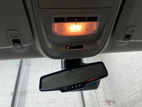 Used 2022 Chevrolet Colorado LT w/ Safety Package image 20