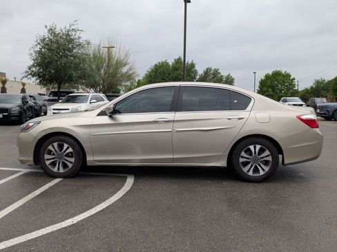 Used 2013 Honda Accord LX image 6