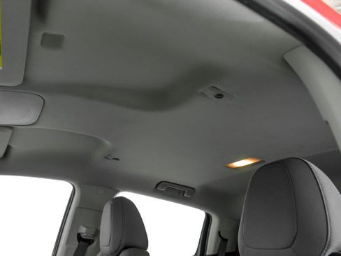 Used 2019 Chevrolet Colorado W/T image 24