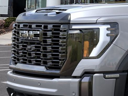 New 2026 GMC Sierra 3500 Denali Ultimate AWD/4WD image 14