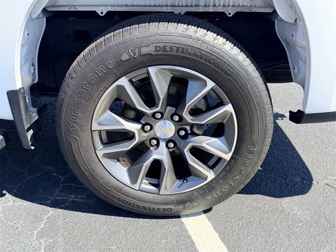 Used 2022 Chevrolet Silverado 1500 LT w/ Safety Package image 14