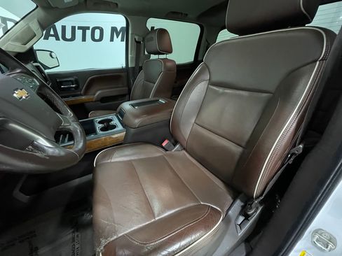 Used 2016 Chevrolet Silverado 1500 High Country w/ High Country Premium Package AWD/4WD image 14