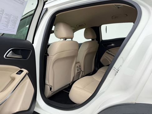 Used 2016 Mercedes-Benz GLA 250 image 22