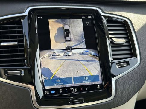 Used 2024 Volvo XC90 T8 Plus image 4