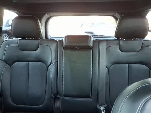 Used 2024 Jeep Grand Cherokee Overland w/ Trailer Tow Package image 22