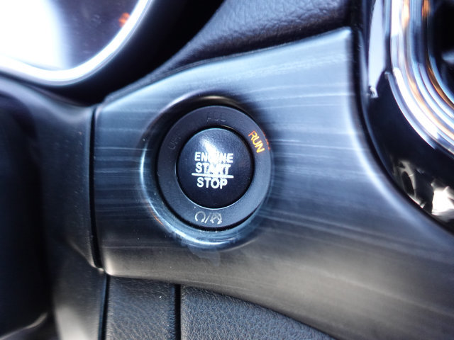 Used 2019 Jeep Grand Cherokee Altitude AWD/4WD image 19