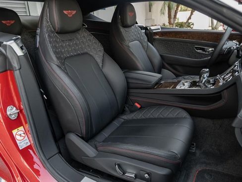 Used 2020 Bentley Continental GT AWD/4WD image 4