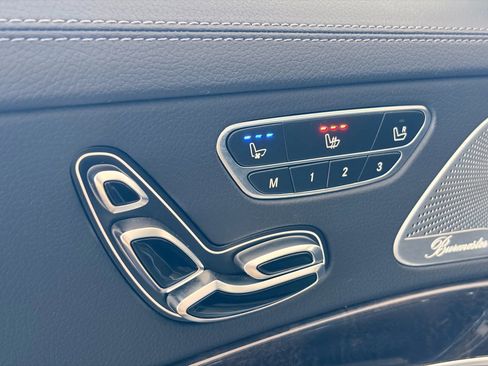 Used 2017 Mercedes-Benz S 550 S 550 4MATIC Sedan 4D image 13