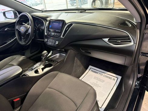 Used 2024 Chevrolet Malibu LT FWD image 46