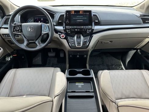 Used 2024 Honda Odyssey Elite image 10