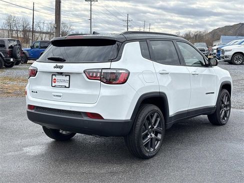 New 2026 Jeep Compass Limited image 24