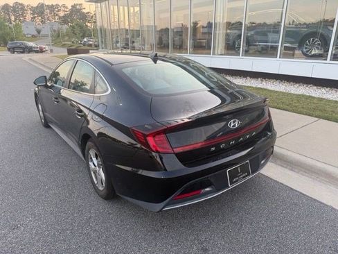 Used 2021 Hyundai Sonata SE FWD image 8