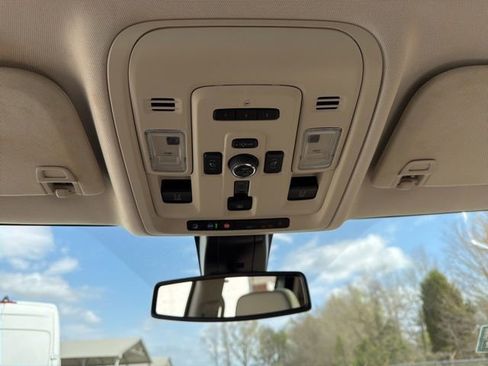 Used 2022 GMC Yukon XL Denali AWD/4WD image 41