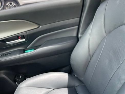 Used 2025 Toyota Grand Highlander AWD Hybrid image 9