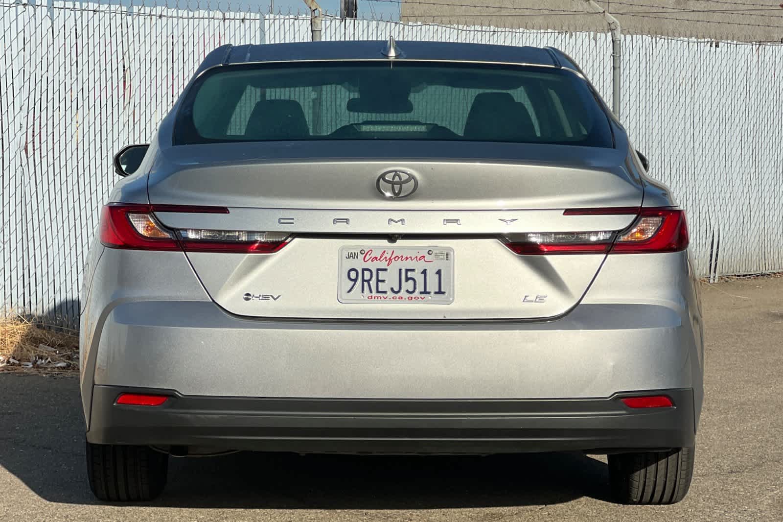 Used 2025 Toyota Camry LE FWD image 4
