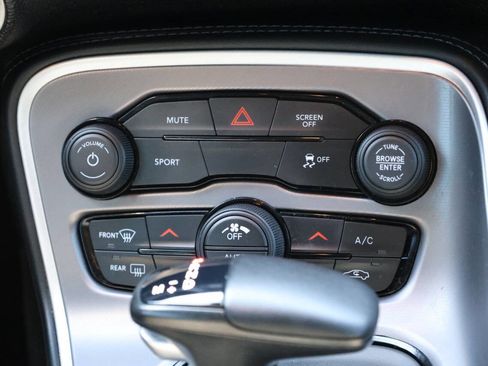 Used 2022 Dodge Challenger SXT w/ Blacktop Package image 19