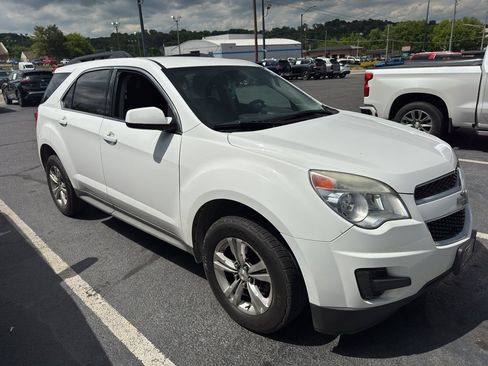 Used 2015 Chevrolet Equinox LT w/ Driver Convenience Package FWD image 3
