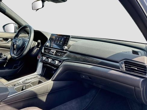 Used 2022 Honda Accord Sport image 30
