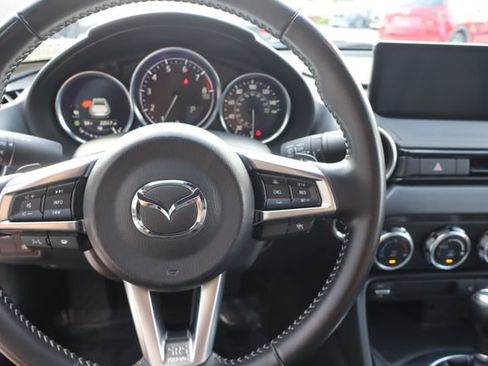 Used 2025 MAZDA MX-5 Miata RF Grand Touring RWD image 22