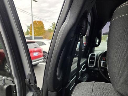 Used 2022 RAM 2500 Big Horn w/ Level A Equipment Group image 31