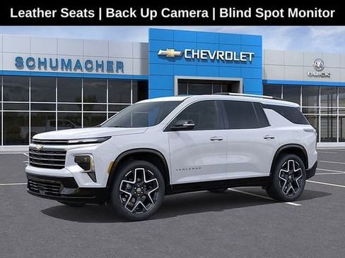 New 2026 Chevrolet Traverse High Country image 2