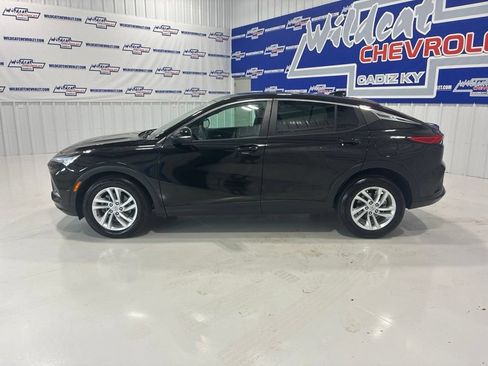 Used 2025 Buick Envista Preferred FWD image 3