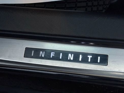 Used 2011 INFINITI G37 x Sedan w/ Premium Pkg image 26