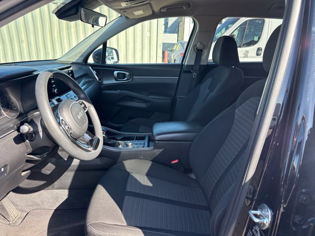 Used 2022 Kia Sorento LX FWD image 9