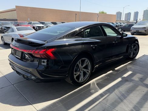 Used 2022 Audi e-tron GT Premium Plus image 4