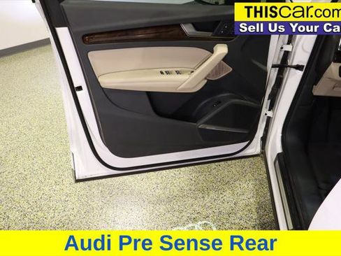 Used 2019 Audi Q5 2.0T Premium Plus w/ Premium Plus Package image 29