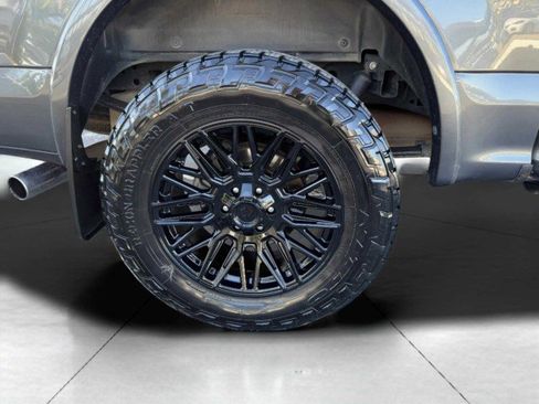 Used 2019 Ford F150 Platinum w/ Equipment Group 701A Luxury image 69